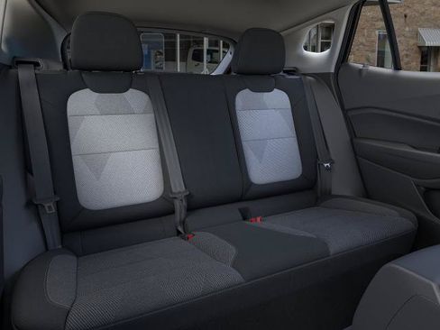 New 2026 Chevrolet Trax LS w/ LS Convenience Package FWD image 17
