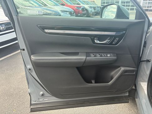 Used 2026 Honda CR-V EX-L image 14