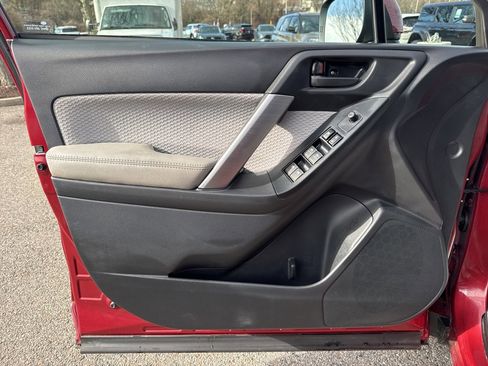 Used 2018 Subaru Forester 2.5i Premium image 21