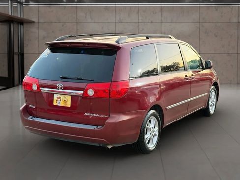 Used 2006 Toyota Sienna XLE image 15