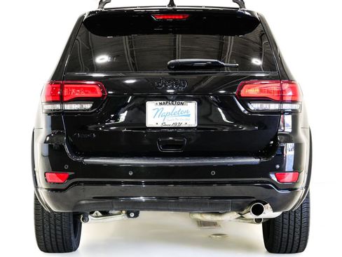 Used 2021 Jeep Grand Cherokee Laredo X AWD/4WD image 7
