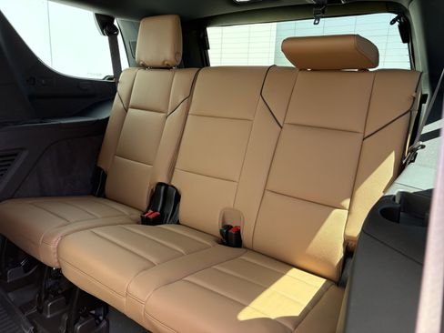 New 2026 Cadillac Escalade Luxury w/ Touring Package AWD/4WD image 14