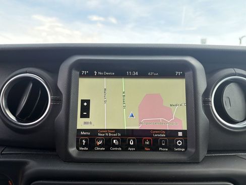 Used 2023 Jeep Wrangler Unlimited Sahara w/ Safety Group AWD/4WD image 24