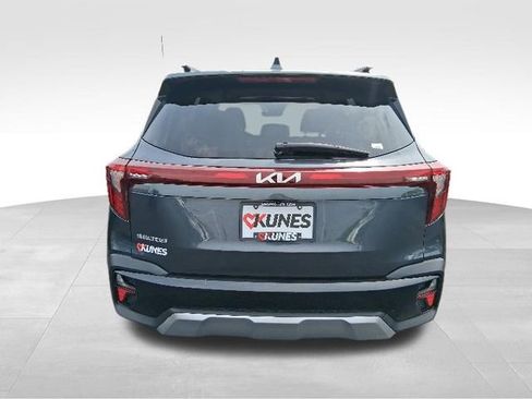 Used 2025 Kia Seltos S FWD image 9