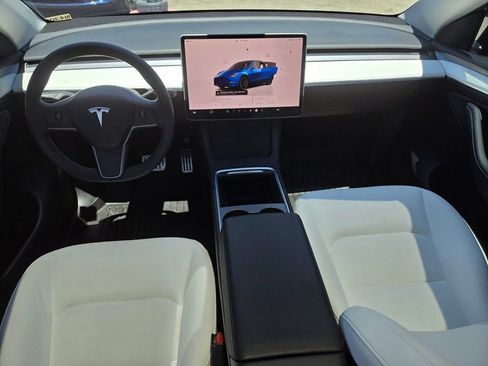 Used 2023 Tesla Model Y Performance AWD/4WD image 15