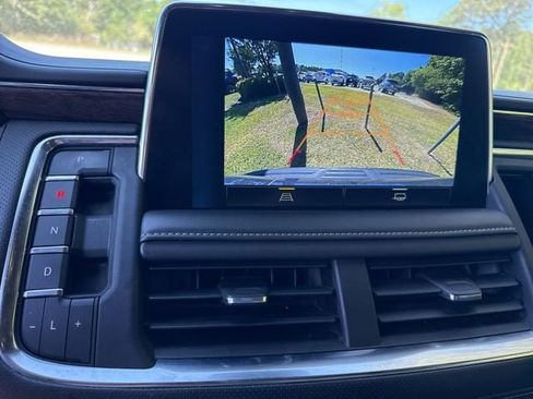 Used 2023 Chevrolet Tahoe Premier AWD/4WD image 19