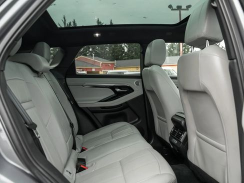 Used 2020 Land Rover Range Rover Evoque SE AWD/4WD image 11