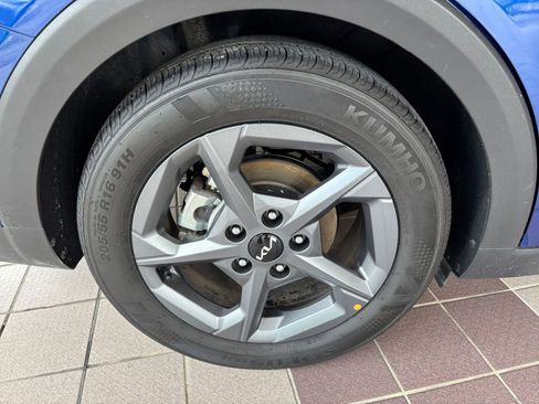 Used 2025 Kia K4 FWD image 29