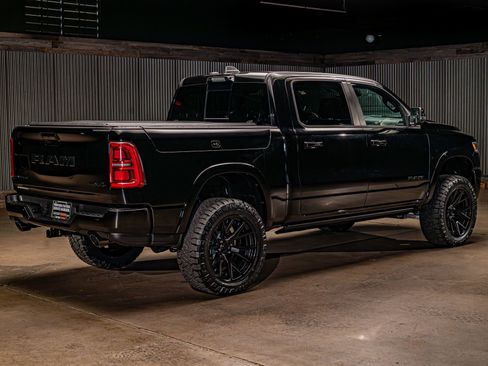 Used 2026 RAM 1500 Limited AWD/4WD image 10