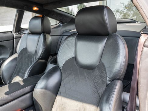 Used 2002 Aston Martin Vanquish image 14