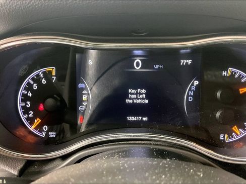 Used 2019 Jeep Grand Cherokee Limited AWD/4WD image 12