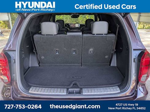 Used 2023 Hyundai Palisade Calligraphy image 12