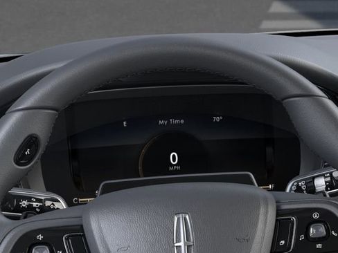 New 2026 Lincoln Corsair Premiere FWD image 13
