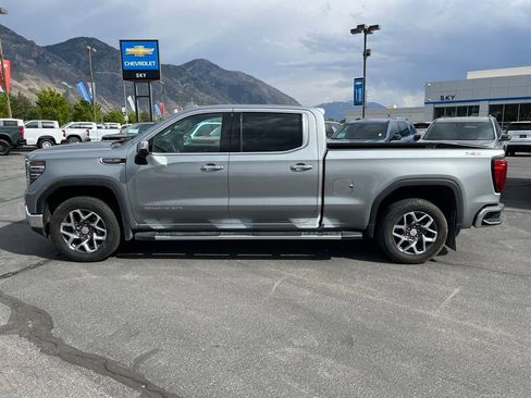 Used 2023 GMC Sierra 1500 SLT w/ SLT Premium Package AWD/4WD image 13