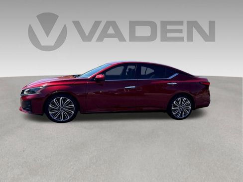 Used 2023 Nissan Altima 2.5 SL FWD image 27