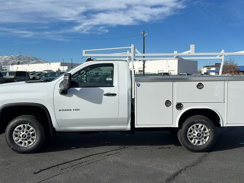 New 2026 Chevrolet Silverado 2500 W/T AWD/4WD image 9