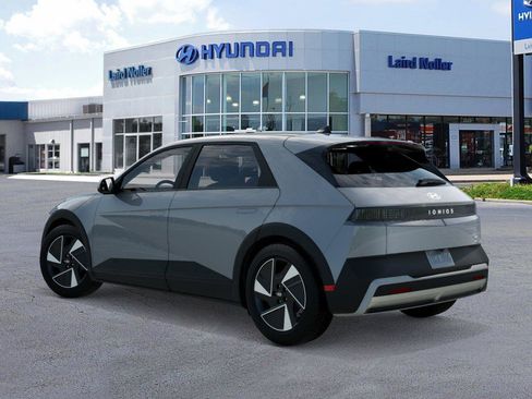 New 2026 Hyundai Ioniq 5 SEL image 5