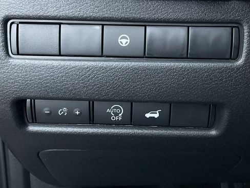 New 2026 Nissan Rogue SV image 25