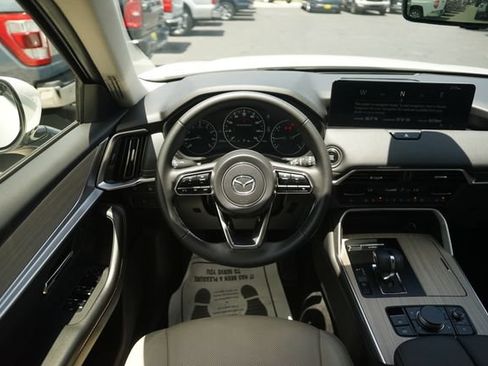 Used 2025 MAZDA CX-90 3.3 Turbo w/ Preferred Package AWD/4WD image 24
