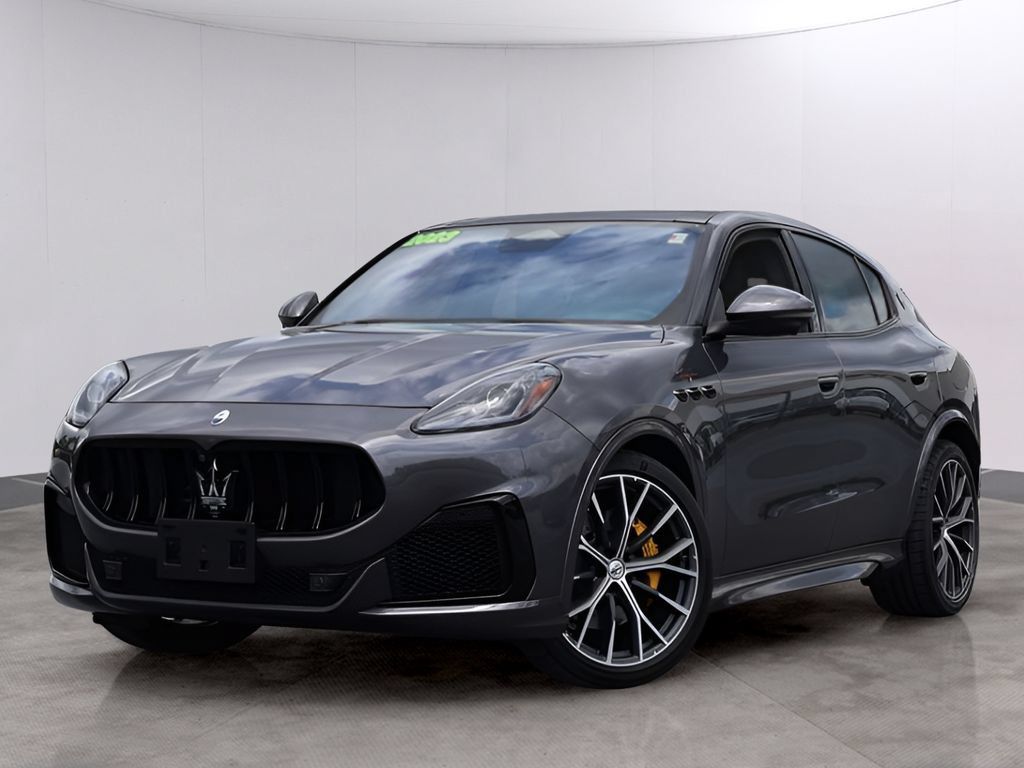 Used 2023 Maserati Grecale Trofeo AWD/4WD image 1