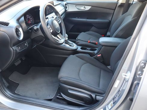 Used 2023 Kia Forte LXS FWD image 15