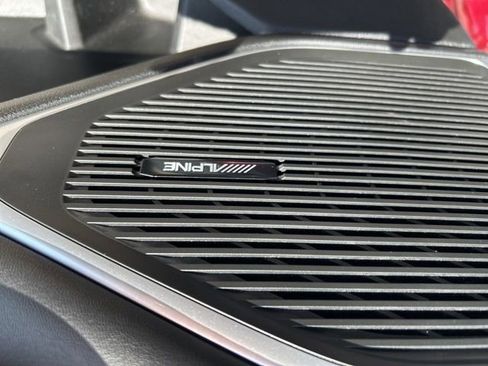 Used 2022 Jeep Wagoneer Series II AWD/4WD image 9