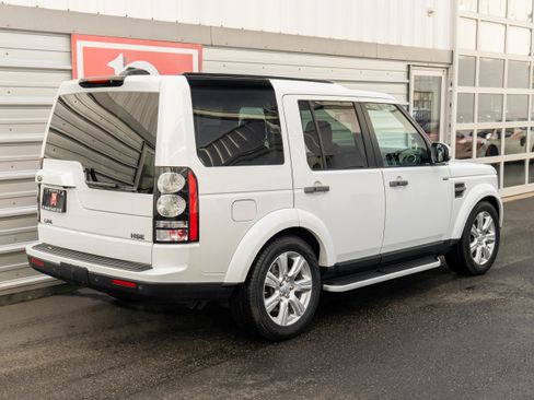 Used 2016 Land Rover LR4 HSE Silver Edition AWD/4WD image 45