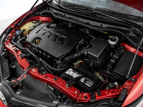 Used 2018 Toyota Corolla iM FWD image 44