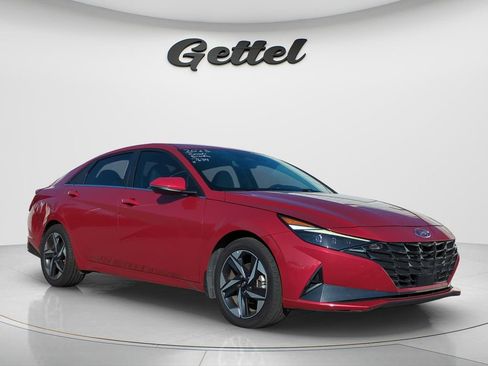 Used 2023 Hyundai Elantra Limited FWD image 3