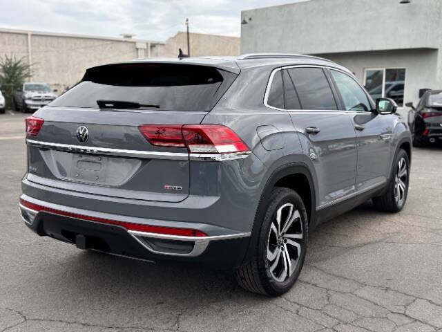 Used 2021 Volkswagen Atlas Cross Sport SEL Premium AWD/4WD image 3