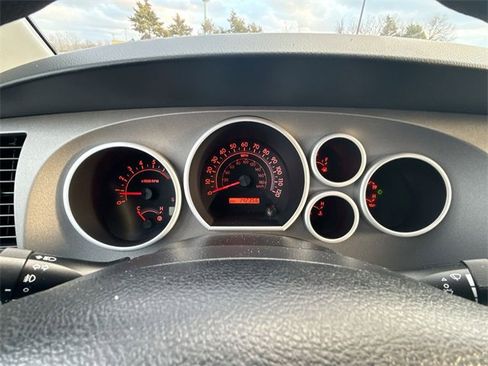 Used 2013 Toyota Tundra Grade image 29