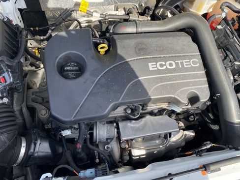 Certified 2022 Chevrolet Equinox LS w/ LS Convenience Package image 20