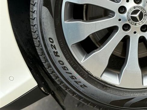 Used 2018 Mercedes-Benz GLS 450 4MATIC w/ Premium Package image 67