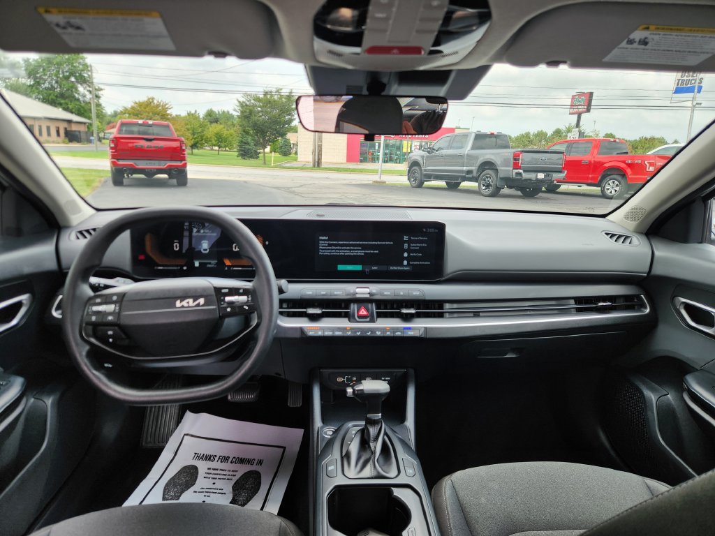 Used 2025 Kia K4 FWD image 16