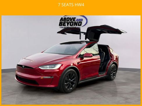 Used 2023 Tesla Model X image 4