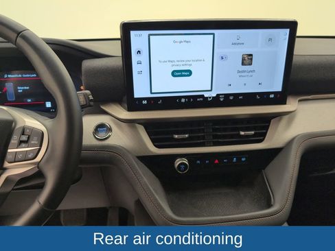 Used 2025 Ford Explorer Active image 22