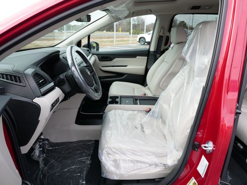 New 2026 Honda Odyssey EX-L image 17