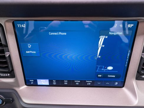 Used 2025 Ford Bronco Outer Banks AWD/4WD image 18