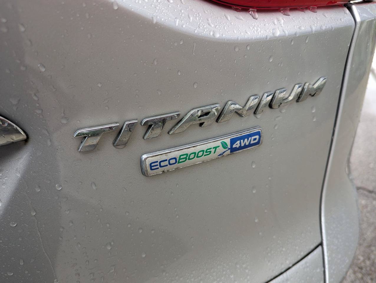 Used 2014 Ford Escape Titanium w/ Equipment Group 401A AWD/4WD image 27