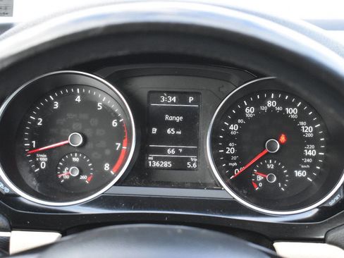 Used 2016 Volkswagen Jetta SEL image 22