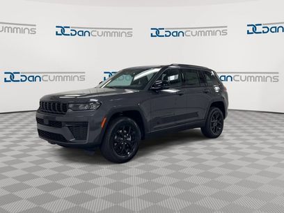 New 2026 Jeep Grand Cherokee Altitude