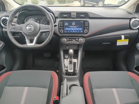 New 2025 Nissan Versa SR w/ Trunk Package image 9