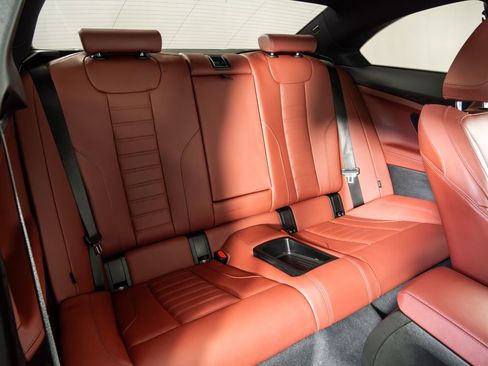 Used 2024 BMW 230i xDrive Coupe w/ Premium Package image 19