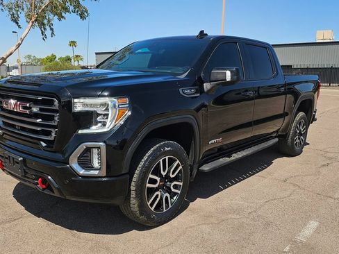 Used 2021 GMC Sierra 1500 AT4 w/ AT4 Premium Package AWD/4WD image 4