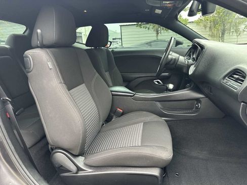 Used 2023 Dodge Challenger SXT RWD image 19