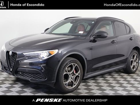 Used 2023 Alfa Romeo Stelvio Sprint RWD image 1