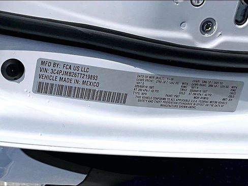 New 2026 Jeep Cherokee Laredo image 35