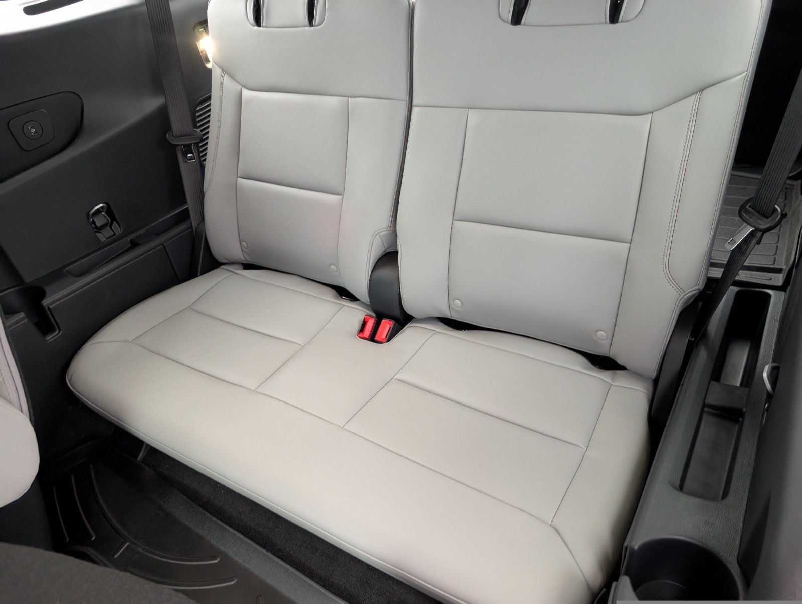 New 2027 Ford Explorer Active w/ Active Comfort Package RWD image 31