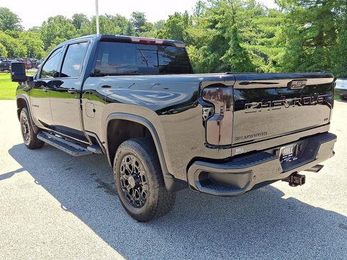 Used 2024 Chevrolet Silverado 2500 LTZ w/ LTZ Plus Package AWD/4WD image 22