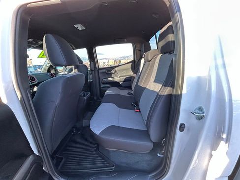 Used 2021 Toyota Tacoma TRD Off-Road w/ Technology Package image 27